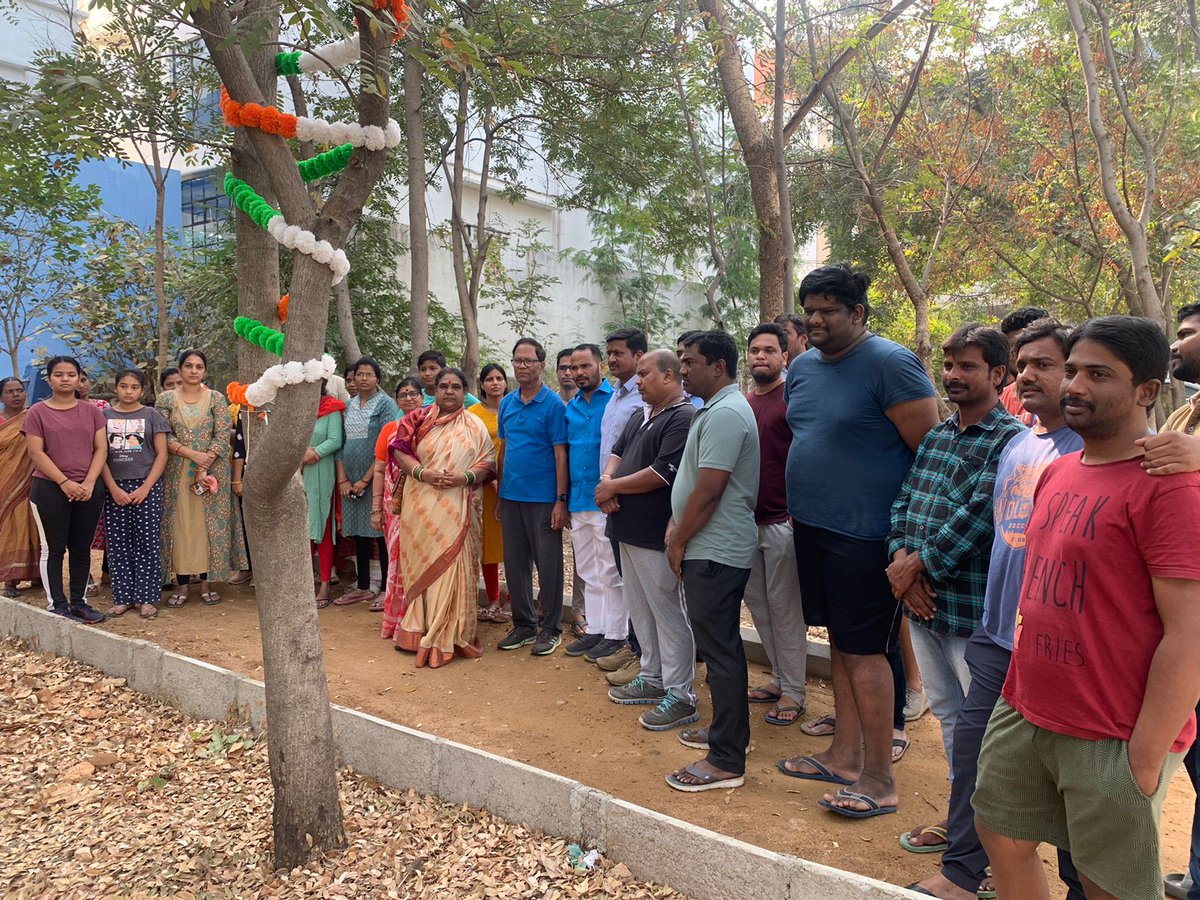 DavidKorani's tweet photo. Today interacted with Sanjeevini Hills Colony members regarding development works. #Dayanandkoranidavid #Rajendranagar https://t.co/cyfEwzE9ve