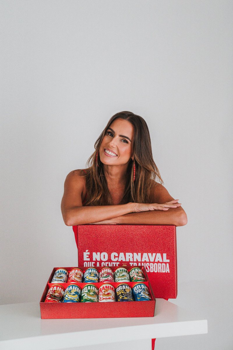 Amorecos , tô apaixonada por essas latinhas personalizadas da <a href="/BrahmaCerveja/">BRAHMA</a> ❤️

Neste lançamento de carnaval, uma latinha da nossa cremosa para cada escola de samba do grupo especial do Rio de Janeiro 🍺❤️

Garanta a sua. 

#Publi #BebaComModeração #CarnaBrahma
