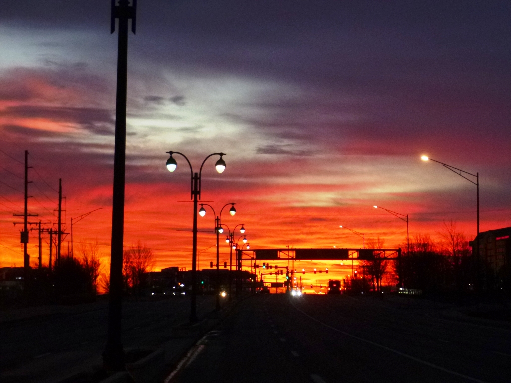 PatrickSTL0's tweet photo. @leahwx4 Dawn on Olive Blvd in Creve Coeur - this made my day https://t.co/tCnv9WPUW0