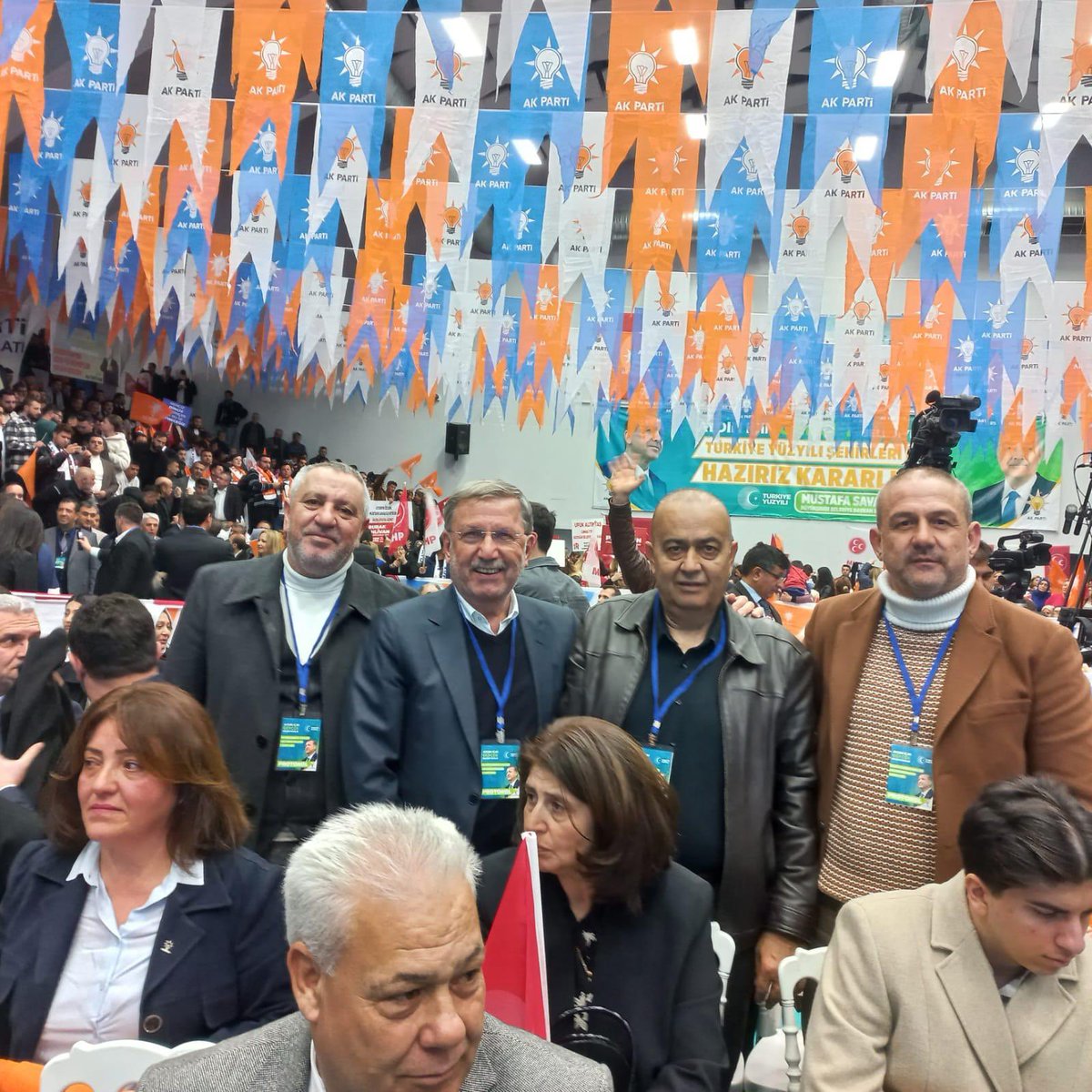 📍#Aydın İlçe Belediye Başkan Adayları Tanıtım Toplantısı

Cumhurbaşkanımız Sayın Recep Tayyip Erdoğan’ın tensipleriyle Belediye Başkan Adayımız olarak açıklanan Efsane Başkanımız Sayın Esat Ergüler’e başarılar diliyorum. Nazilli’mize hayırlı olsun inşallah! 🇹🇷