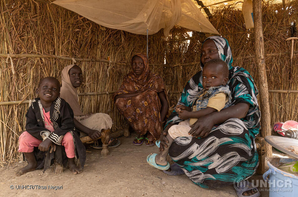 Refugees tweet picture