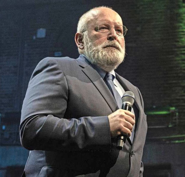 Er wordt subtiel aangestuurd op een kabinet Timmermans 1! Dat wordt een WEF, EU, migratie, klimaat-hel. Dit moeten we kosten wat het kost VOORKOMEN! 

Doe een ♥️ &amp; RT als je het eens bent!