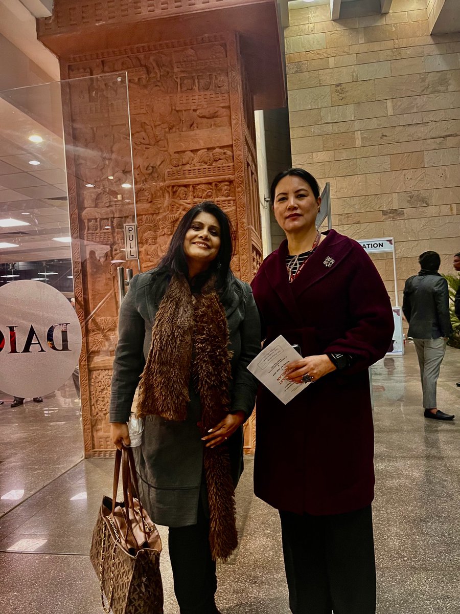 RBakshee's tweet photo. Always love meeting her
Madam
#MercyEpao ,JS ,MSME
At #NorthEastSammelan today in Delhi @MDoNER_India https://t.co/FaKVFeIkPr