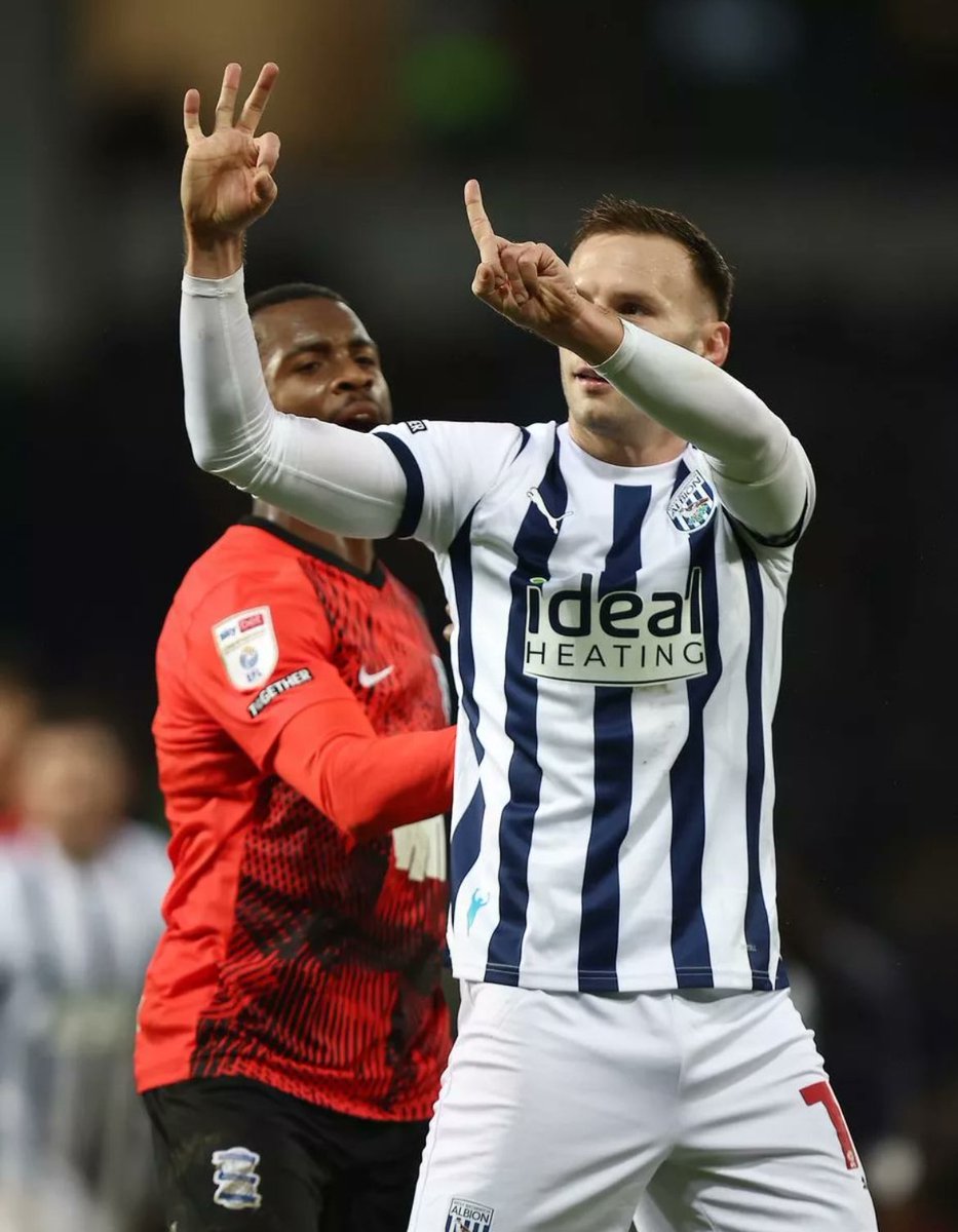 danwba_'s tweet photo. Afternoon blues fans https://t.co/rs8T0EWZn6
