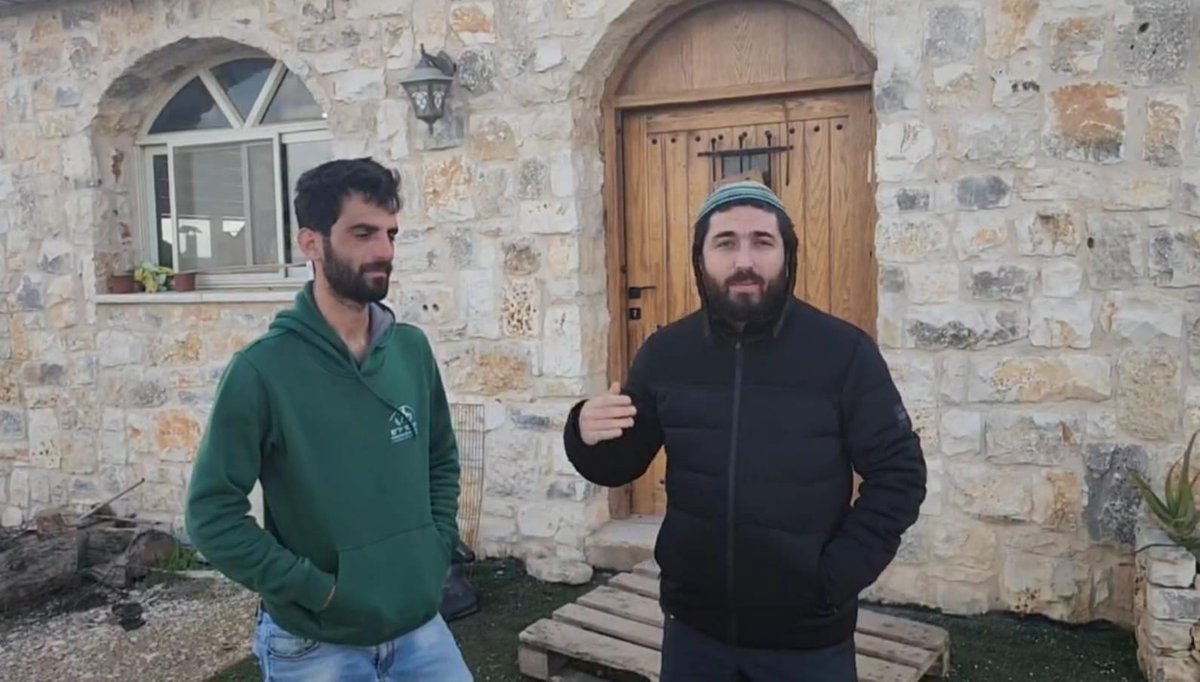 צבי סוכות tweet media