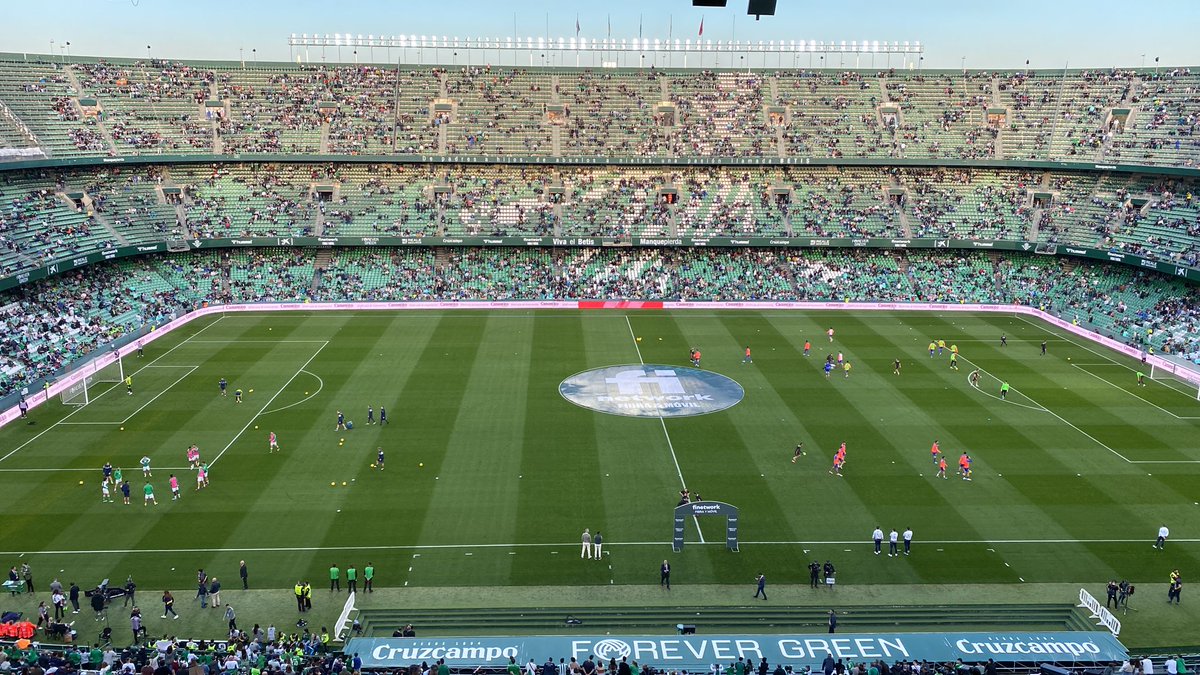 ⏱️ Menos de 25 minutos para que comience el partido en el Benito Villamarín 

#RealBetisGetafe
#LaGranJugadaCSR

📲 670940200 

📻 <a href="/CanalSurRadio/">Canal Sur Radio</a>
💻 csur.red/LiYw50QsOxG
📱 App