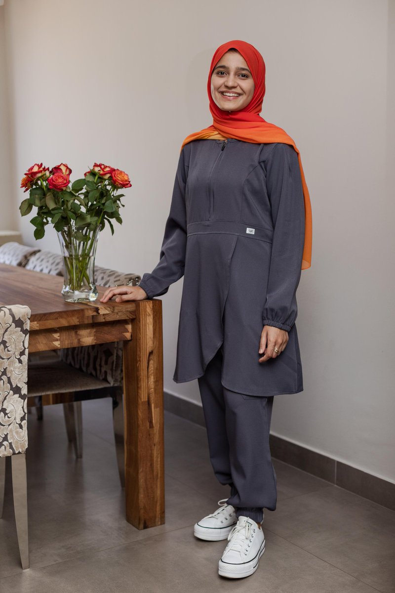 naaasiiiraaah's tweet photo. Calling all health science girlies (and men), a new fit is available for your modest scrub needs, ensuring you don't have to layer up in this heat. 
Check out this new venture at: https://t.co/VpHMVyKqGg https://t.co/arZoRlHH6o