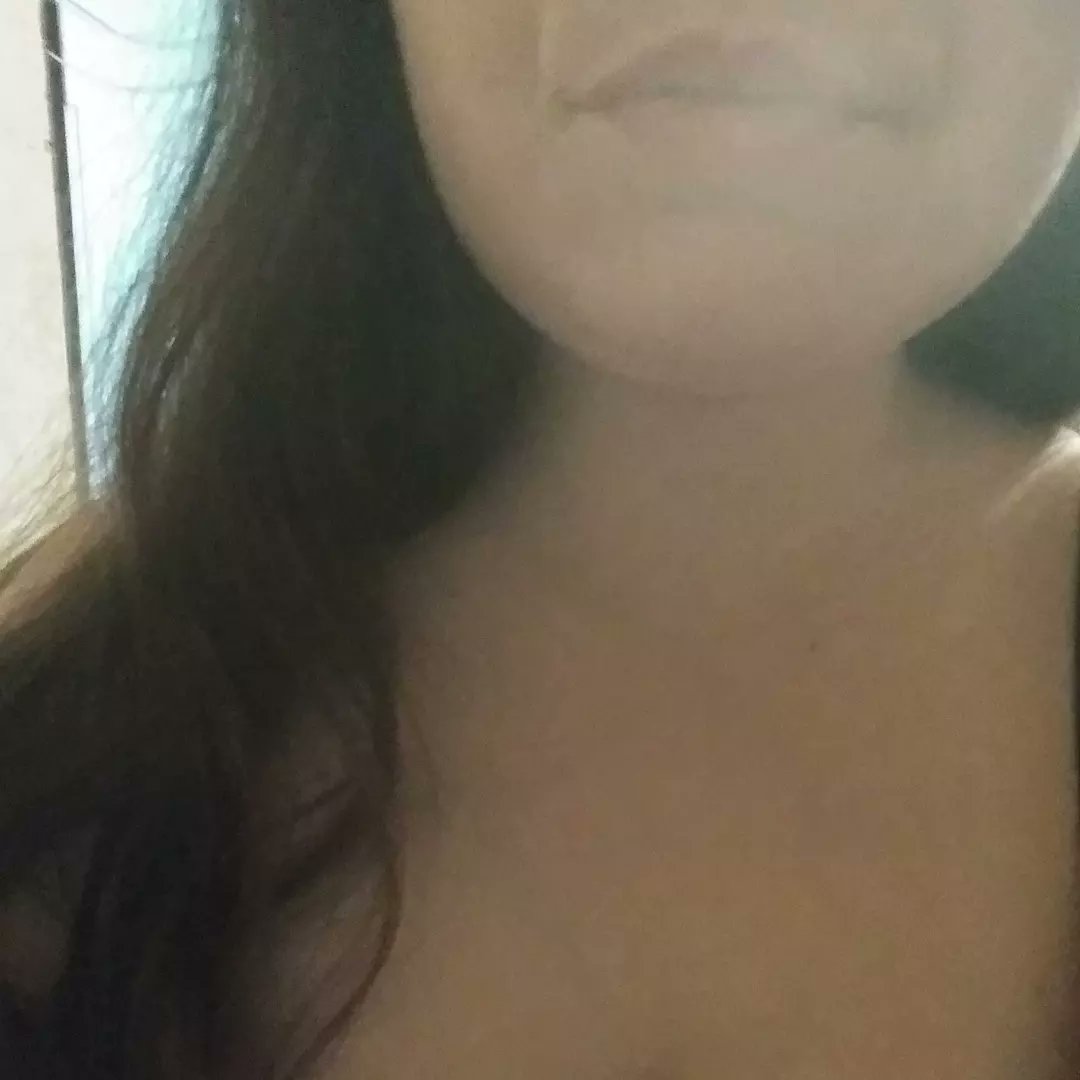 New post on my onlyfans page🖤