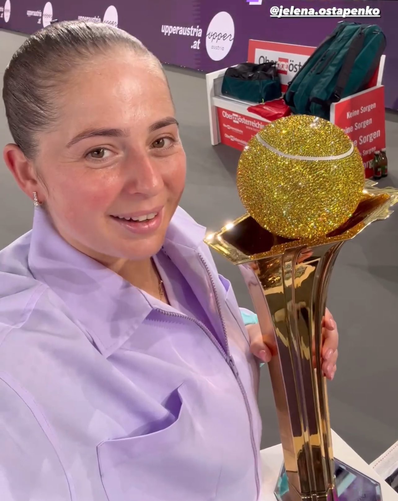 swarovski-trophy-hot-sale-www-valleyglass