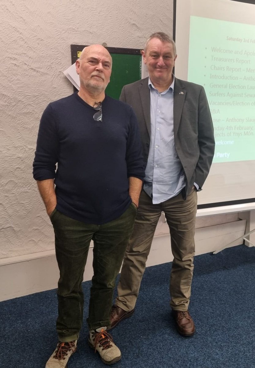 as_penarth's tweet photo. Heading home after an enjoyable and productive weekend on Ynys Môn starting with speaking at yesterday's @NWWGreenParty AGM and inspiring presentations from Surfers against Sewage rep @SiannySykes and @WalesGreenParty  general election candidate @martinschwaller 
1/2 https://t.co/Bl2kkx5cPB
