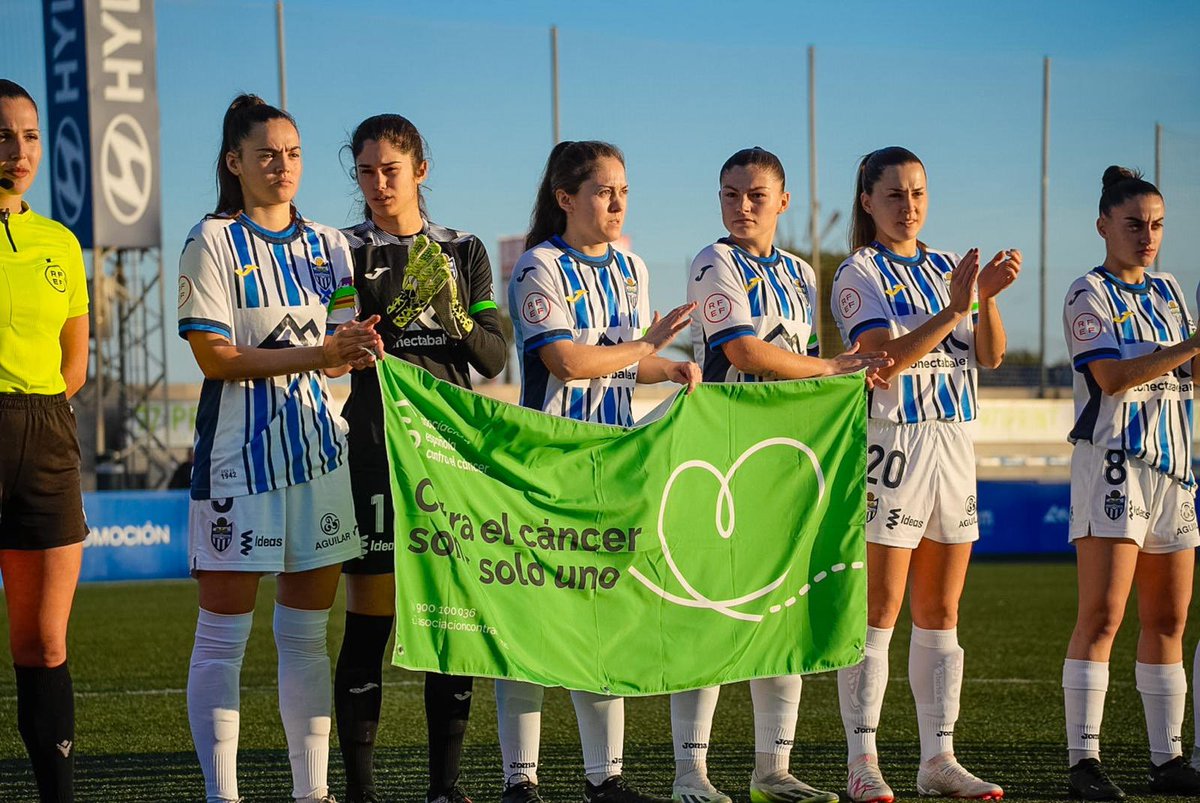 FFIB (@ffib_oficial) on Twitter photo ๐ La FFIB amb els membres de la <a href="/fundacioffib/">fundacioffib</a> Jorge Biarnรฉs i Salvador Mateu dรณna suport a la campanya de <a href="/ContraCancerIB/">Asociaciรณn Espaรฑola Contra el Cรกncer Illes Balears</a> โVerde Esperanรงaโ a Son Malferit al partit de <a href="/ATBFem/">Balears FC</a>
#4illes1futbol ๐ La FFIB amb els membres de la <a href="/fundacioffib/">fundacioffib</a> Jorge Biarnรฉs i Salvador Mateu dรณna suport a la campanya de <a href="/ContraCancerIB/">Asociaciรณn Espaรฑola Contra el Cรกncer Illes Balears</a> โVerde Esperanรงaโ a Son Malferit al partit de <a href="/ATBFem/">Balears FC</a>
#4illes1futbol