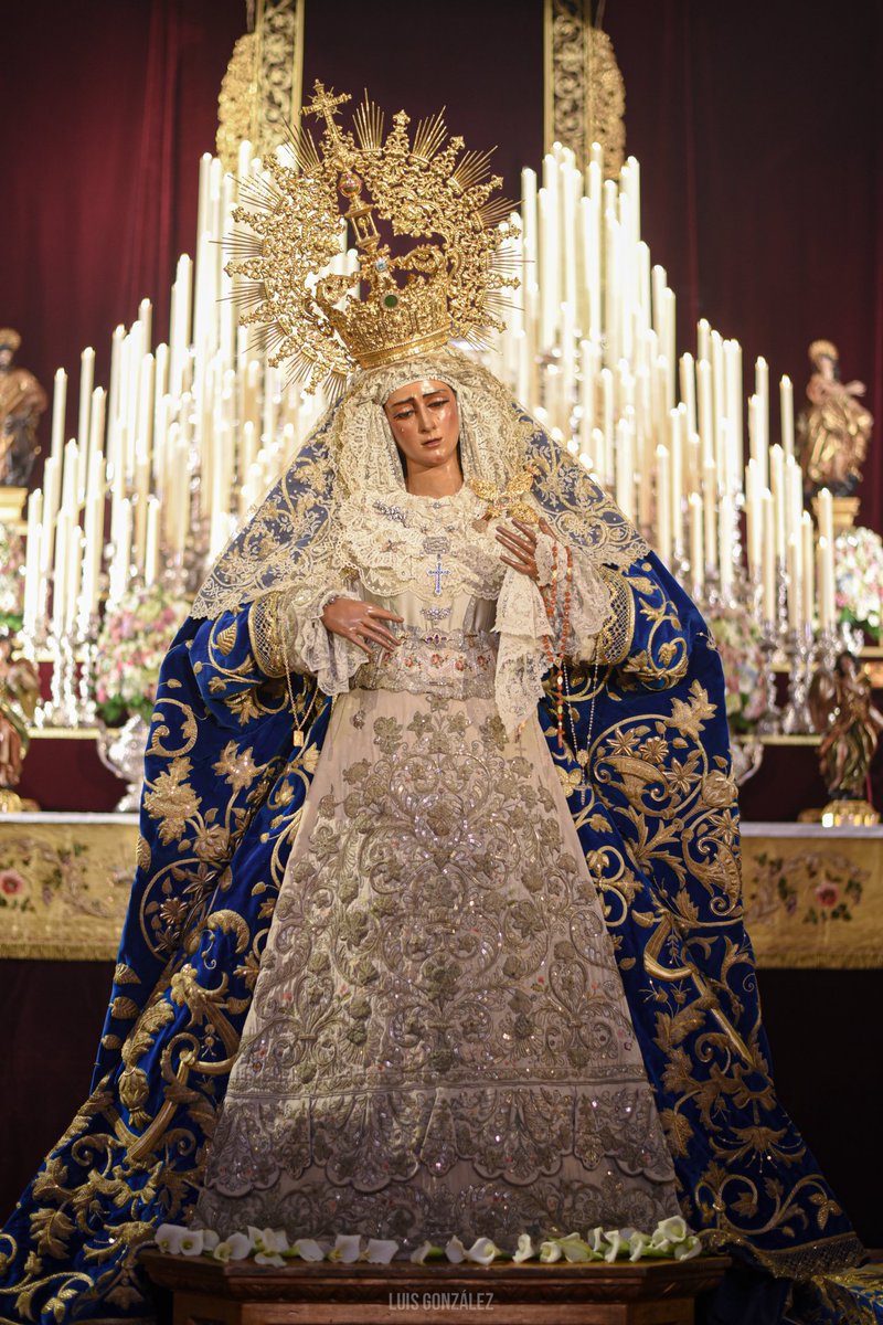 La Gitana más guapa de toda Sevilla.

#SSantaSevilla24