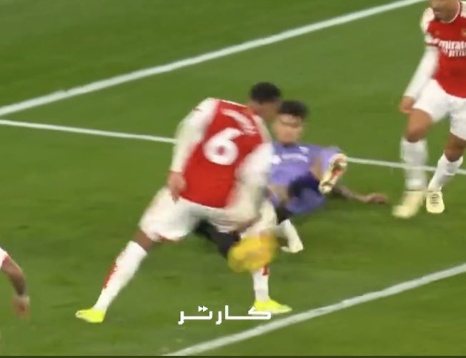 TheRedmenTV's tweet photo. Los Arsenal Lakers https://t.co/JZCr6tFuzR