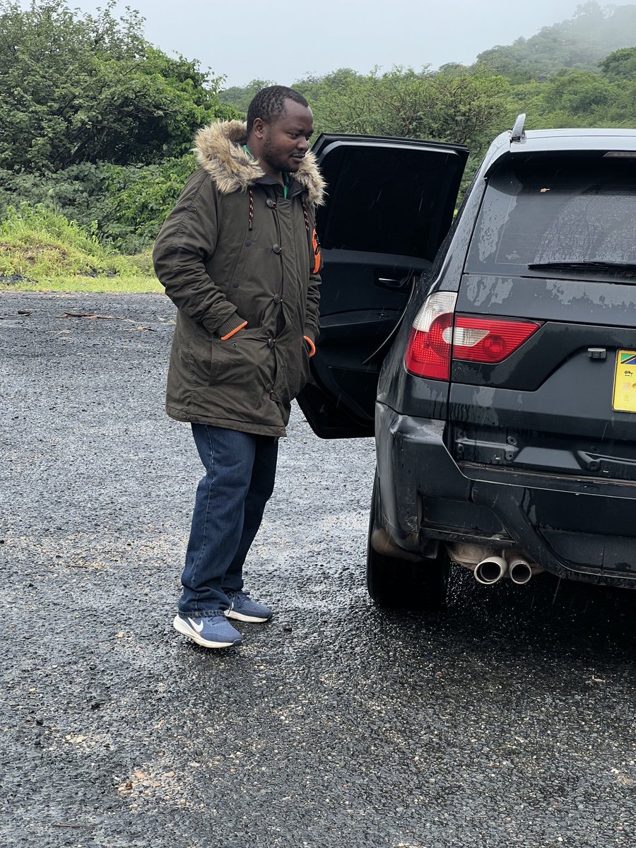 Work hard and stay focused on longtime investments. @nyang’oro set of mountains