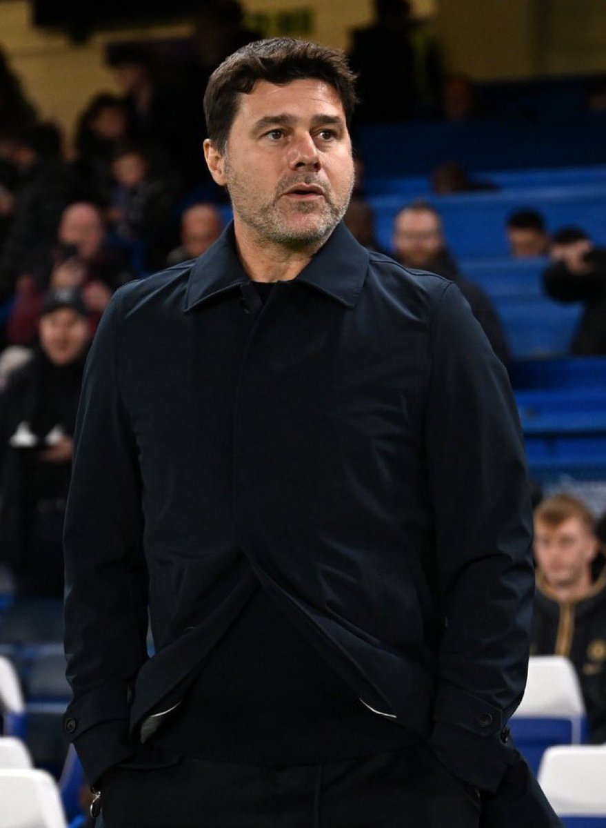 Pinnacle5787's tweet image. Chelsea fans which way forward?

Retweet for Mourinho and like for Poch