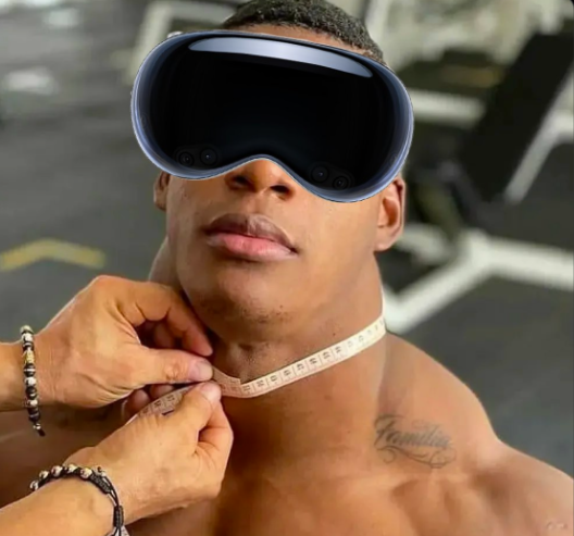applevisionerc's tweet photo. @mister_tap @Teslaconomics Where's my $Vision at , where !? Oh wait ,it's right on my head 😄 My neck can relate " never alone " https://t.co/vnwRVLSuqV