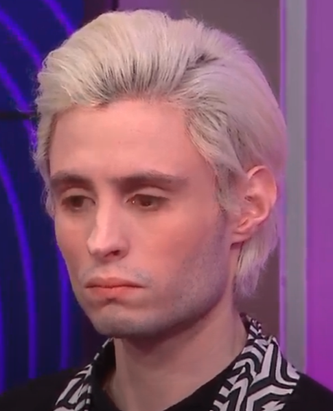 izumchw🇺🇦🫂 tweet media