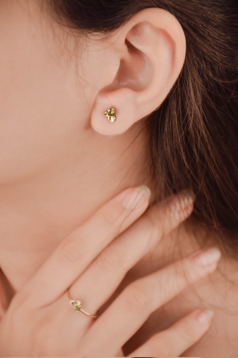 نزدیک ولنتاینه و تو اینستا برای یه سری از دست‌ساخته‌های مناسب هدیه تخفیف گذاشتیم، اگه دنبال هدیه تو رنج قیمت ۲ تا ۴ تومن هستید این تخفیف رو از دست ندید.
Insta: lacoy.ir