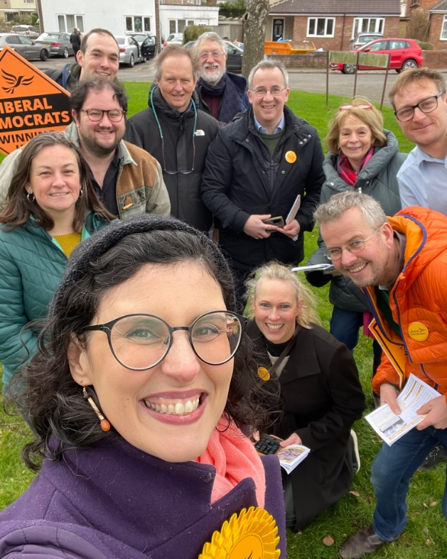 emilysmithLD's tweet photo. Thanks to all campaigning today in #Shippon (which will be in Oxford West and Abingdon constituency at the General Election).
Great to speak to so many residents about local and national issues - and how @LibDemsOxon & @laylaMoran are working to make things better @goknockdoors https://t.co/4vSTn2oXkn