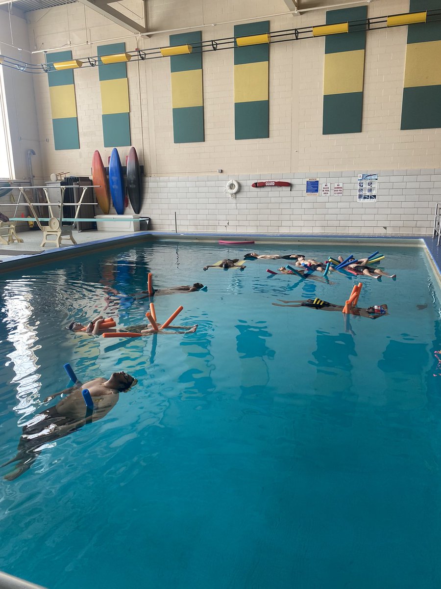 SwimRh's tweet photo. Sunday before Sectionals tradition. 10 minute pool float and visualization of what we are going to make happen on Tuesday. 💪💪 @PrimetimeBall_ @RushAthletics https://t.co/LpXMQUuBg0