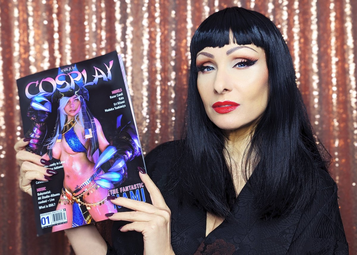 Sinteque's tweet photo. When the Addams Family, Harley Quinn and Snow White gather in a kinky multiverse, it has to be the new MARQUIS COSPLAY! You shouldn't miss this to get to know my kinky interpretation of SnowWhite!
#publication #marquismagazine #cosplay #fetishmodel #kinkster #animegirl https://t.co/am4nRXuNWL