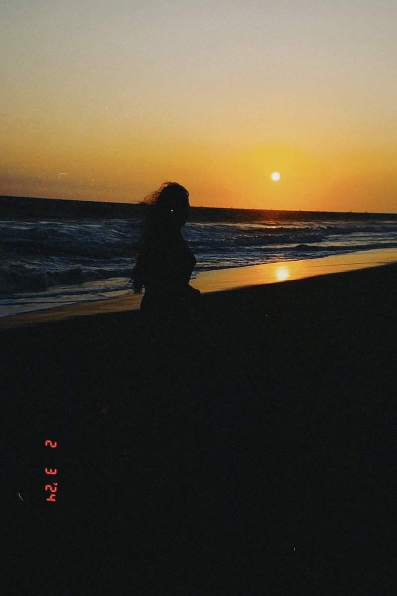 maria__isaaa's tweet photo. Terapia ❤️‍🩹🌊 https://t.co/Y7JTrxAvCF