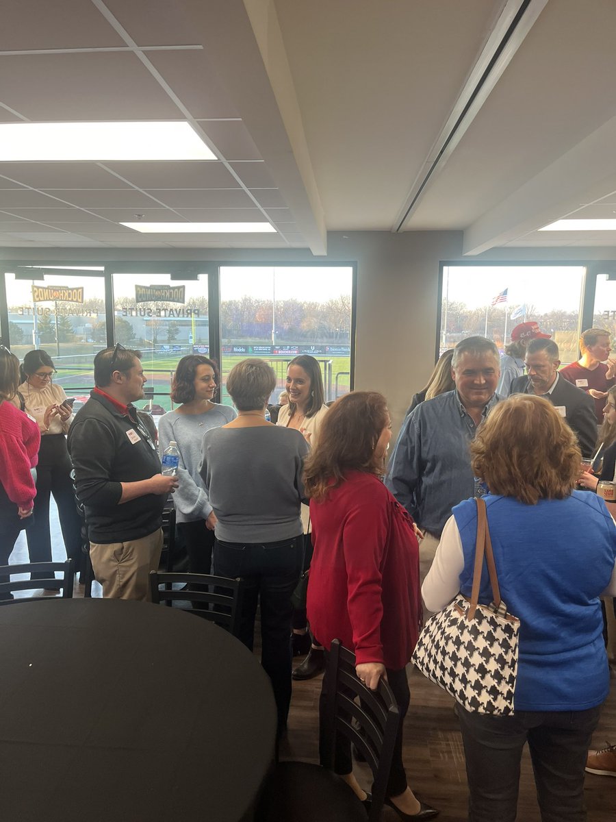 StaceyforWI's tweet image. Met veteran and retired deputy sheriff Ron at the gun show in Jefferson County. We then spent time with Wisconsin Young Republicans in Oconomowoc. It’s exiting to see the number of young people wanting to get involved and give insight on how to reach their generation!