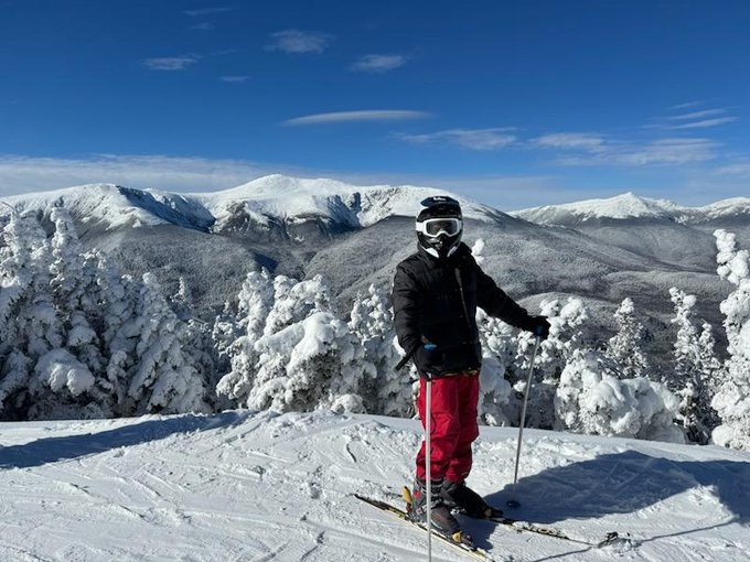 After an eight year break, I was happy to be back on skis this weekend! I missed it a bunch. And in New<a href="/tag/flexfriday"class="tags"><span>#flexfriday</span></a>