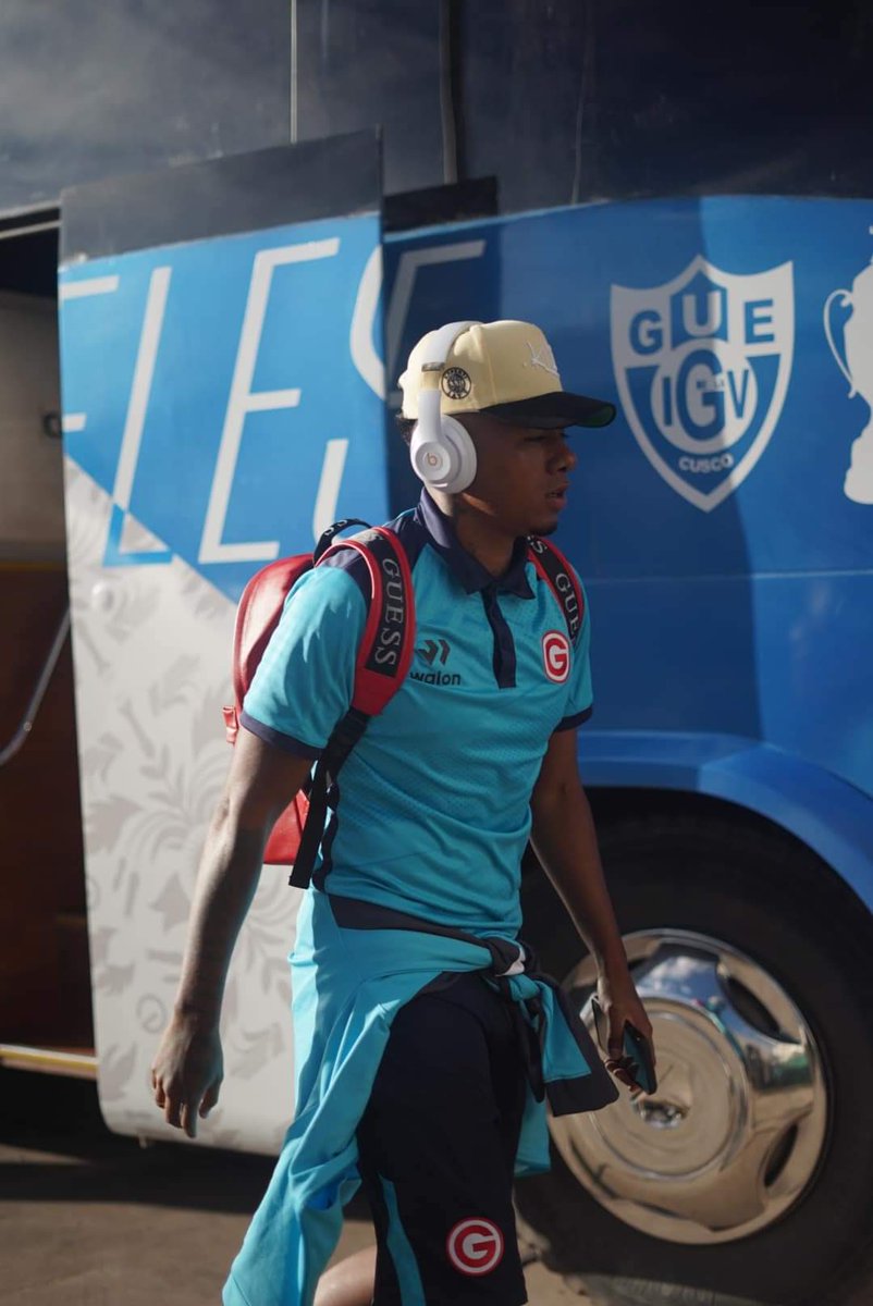 Dep_Garcilaso's tweet photo. ¡𝗟𝗟𝗘𝗚𝗔𝗠𝗢𝗦 𝗔 𝗡𝗨𝗘𝗦𝗧𝗥𝗔 𝗖𝗔𝗦𝗔! 💙

#DeportivoGarcilaso 💙🌪️
#LaPasiónDelPueblo 🔥
#ElClubDelPueblo 🐱
#OrgullodeCusco 🥰 https://t.co/HM1NnpnaRW