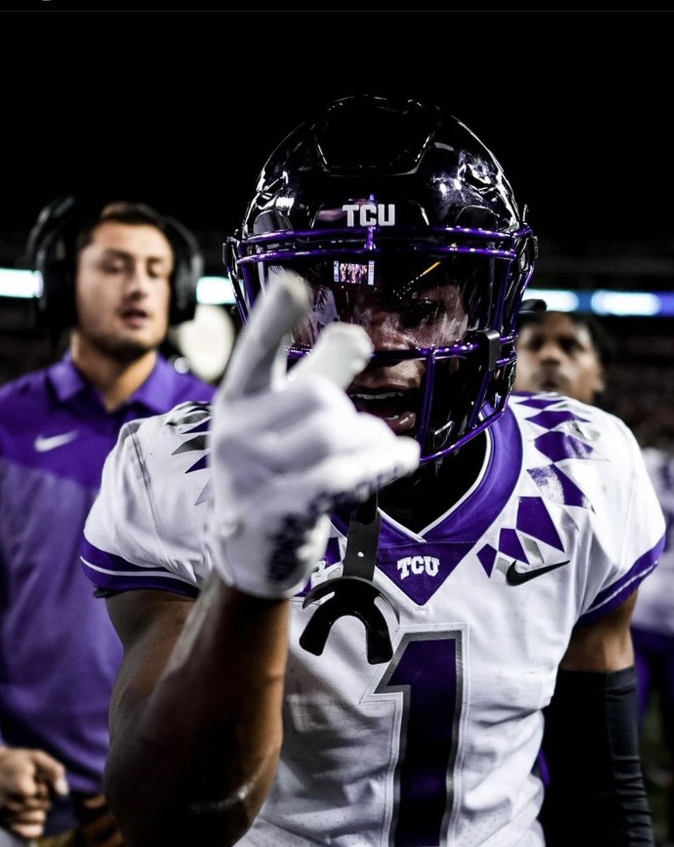 I am blessed to receive an offer from Texas Christian University @TCUFootball @AnthonyJonesFB @Rockvale_FB @TNSelect7V7 @SeanW_Rivals @SWiltfong247 @ChadSimmons_