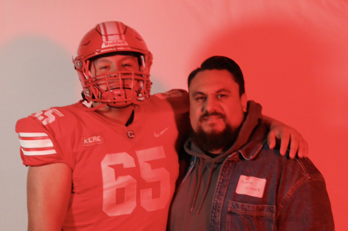 Had an amazing time <a href="/Mac_College/">McPherson College</a> learned a ton about their program thank you <a href="/CoachJFisc/">Coach Fiscus</a> for having me and my farther <a href="/declan_deyoung/">Declan DeYoung</a> <a href="/FBswarmfootball/">Flour Bluff Football</a> <a href="/bluff_sports/">Flour Bluff Athletics</a> <a href="/ChrisSteinbruck/">Chris Steinbruck</a>