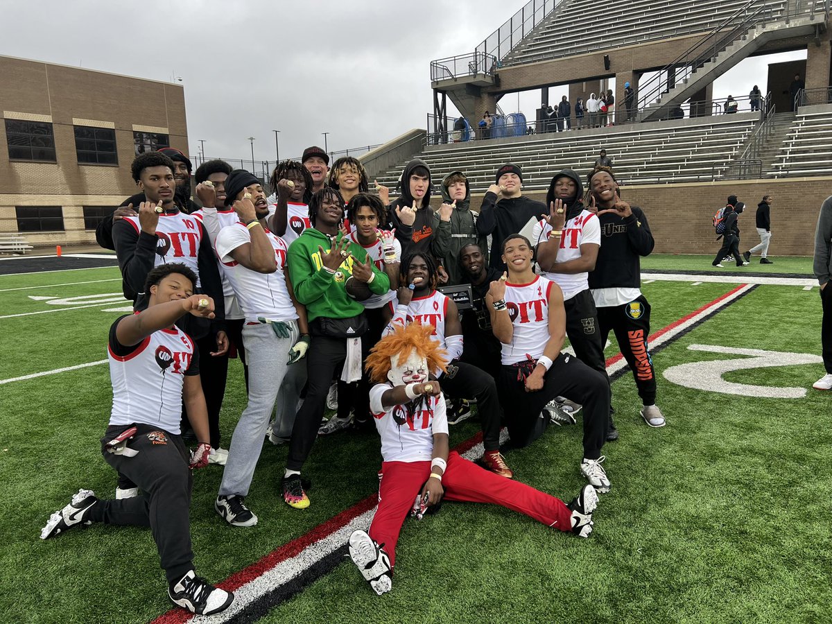 DarealKjones20's tweet image. #Tellit Weekend for the whole organization From Phoenix, Arizona to Tulsa,Oklahoma We run this #THEUNIT