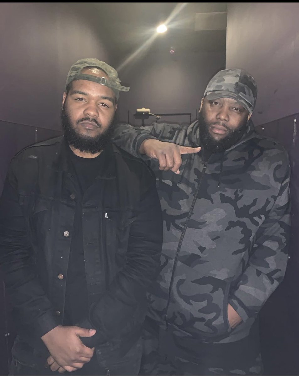 DJViTo_'s tweet image. @KillerMike  winning a Grammy is major . I feel like I won that mf lol congrats ! #CoalitionDjs