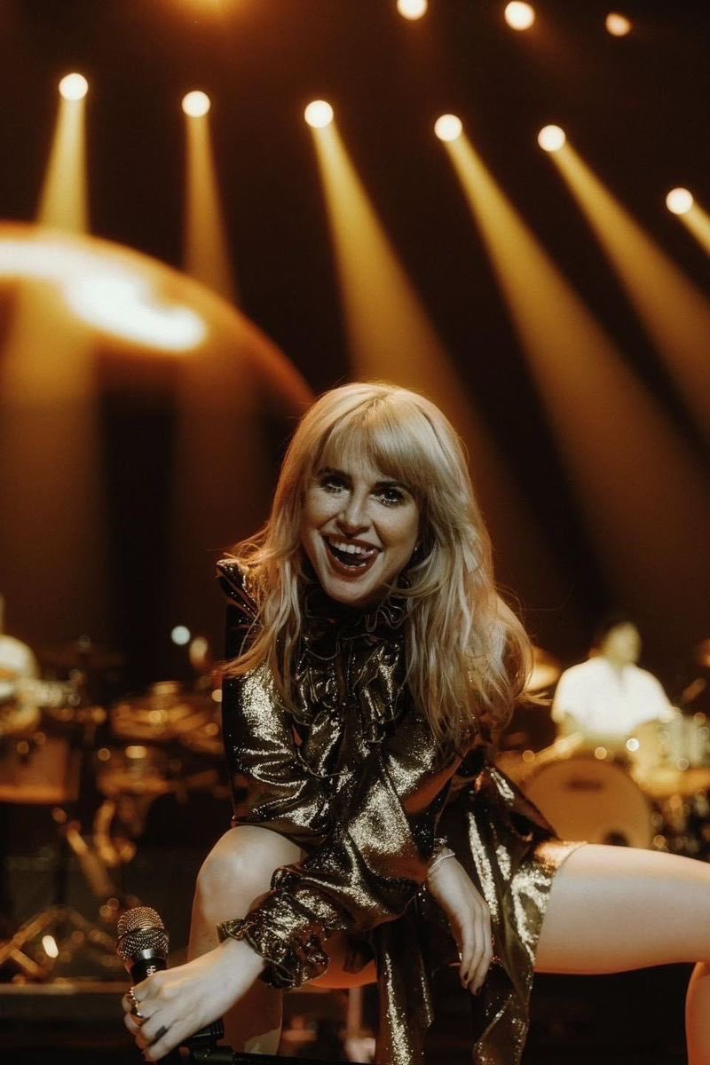 TELLMEWHORE's tweet image. she's both the killer, the final girl AND THE 3X GRAMMY WINNER