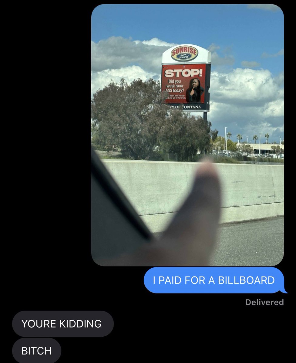 dontfacetimeme's tweet photo. Yal remember when i got a digital billboard for 24 hours LMFAOOOOOOOOO https://t.co/qx6YXcM1mx