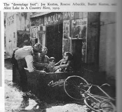 BusterKGifs's tweet photo. The whole #Damfamily wants to see #ACounrtyHero1918 be found: it's a missing link.
It's hiding somewhere safe and eventually will be found, cleaned up, restored and on sale. https://t.co/YfUxtyWolb