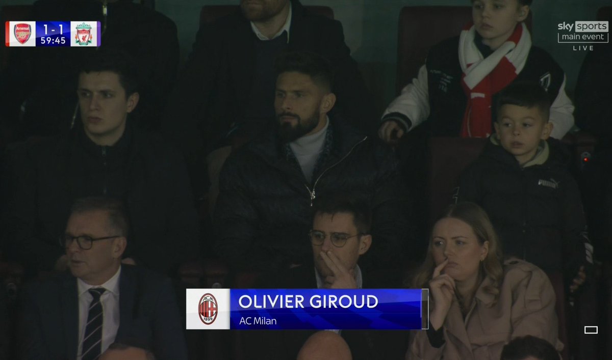 Olivier Giroud chose to come to the Emirates to witness Arsenal masterclass against Liverpool instead of going to Stamford bridge to watch Chelsea get humiliated 4-2 by Wolves. The man has his priorities set right. Arsenal is home to him, Chelsea was just a hustle.