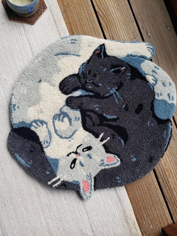 lavieestbelIe's tweet image. Such a cute rug ♡