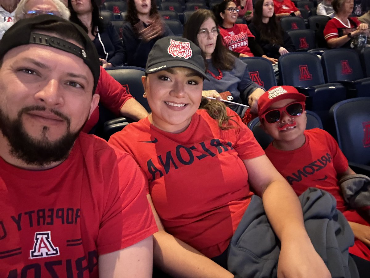 czarinarenee's tweet photo. #MadeForIt @ArizonaWBB ❤️🏀 https://t.co/9masKZRmYw