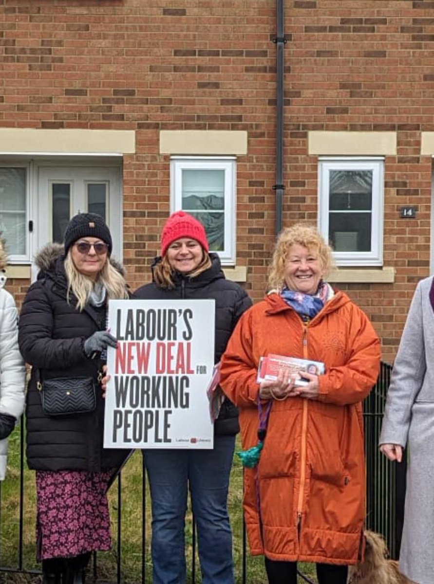 labour_link's tweet photo. Chair of our regional and national #LabourLink @LindaAHobson out speaking to voters about @UKLabour and @labourunionsuk #NewDeal for working people -find out more here ππΌ https://t.co/INzIxHjZf3 https://t.co/vcfSVBKg6G