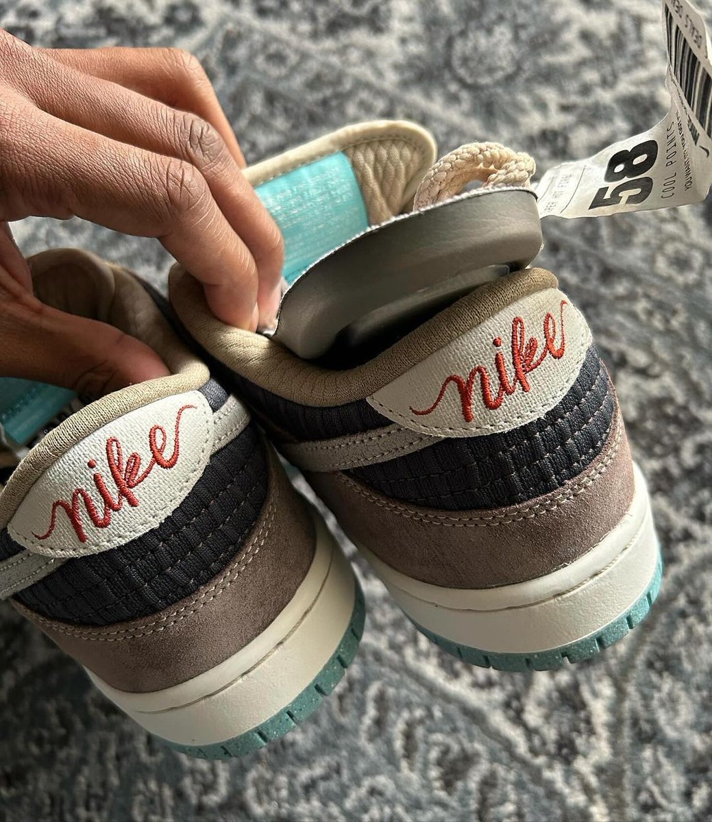 Nike SB Dunk Low "Big Money Savings" 💰