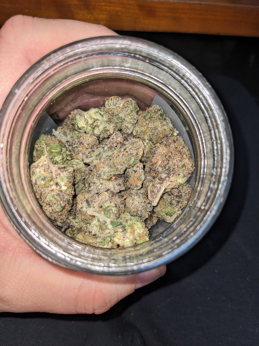 PrimeDeals4All's tweet image. Georgia pie live badder
Top shelf swiss watch
Home grown HSO GreenCrack

What are you smoking on #wyso #mntrees #mnweed #weed #CannaLand