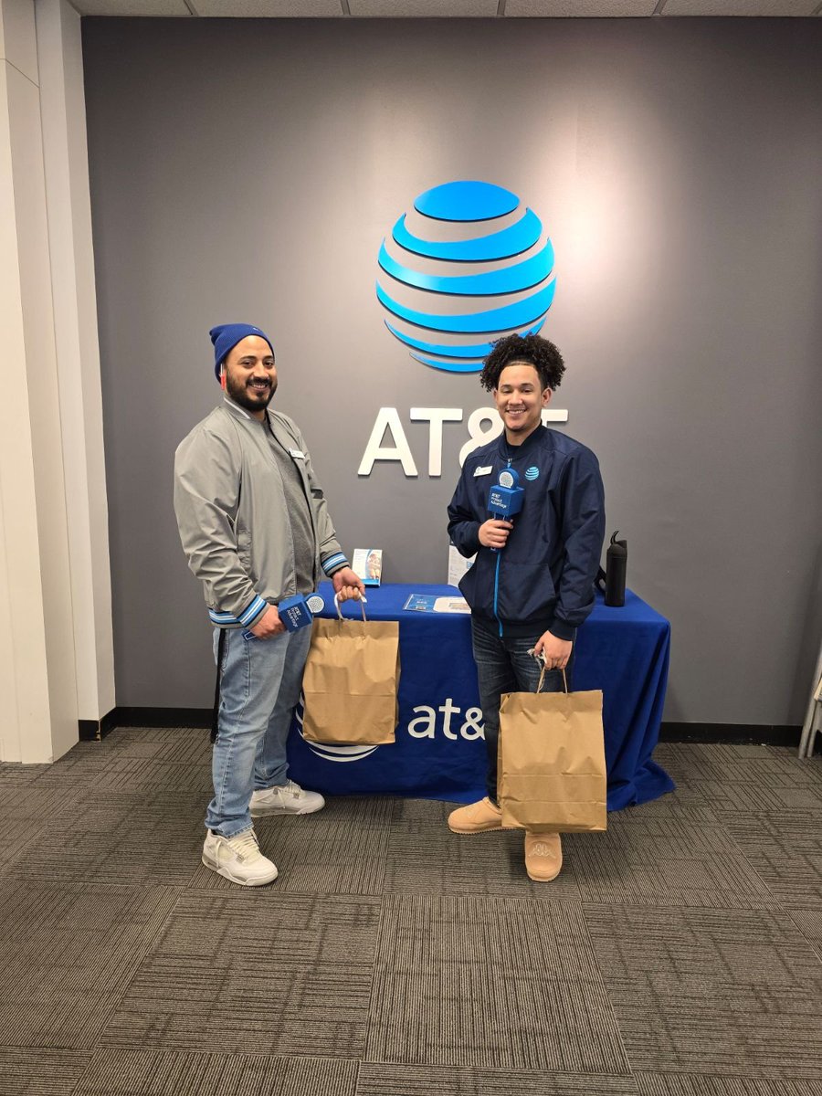 Andrew rivera (@ar147j) on Twitter photo Square One Mall Team killed it last month making sure the new month there Well fed to do it again 🤑🤑<a href="/BaezYasmine/">Yasmine Baez</a> <a href="/pnixnix/">Peter Nixon</a> <a href="/emilywiper/">Emily Wiper</a> Square One Mall Team killed it last month making sure the new month there Well fed to do it again 🤑🤑<a href="/BaezYasmine/">Yasmine Baez</a> <a href="/pnixnix/">Peter Nixon</a> <a href="/emilywiper/">Emily Wiper</a>