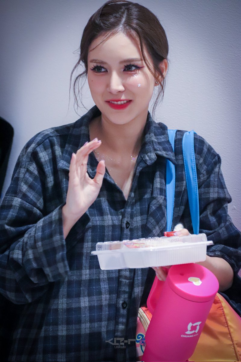 _lintylee's tweet photo. 240204 สู้ ๆ นะคะ วันนี้เก่งมาก ๆ 
 สวยมากกกก ><  
#CHUANGAsiaEP1 #CHUANGAsia2024
#Pimmie  #pimlapasj https://t.co/5zbDYyeZLL