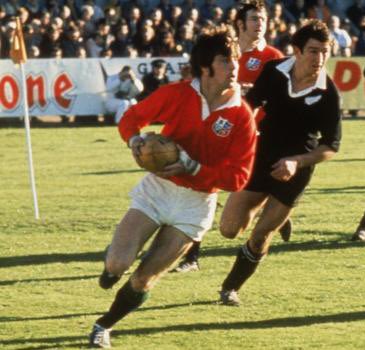 Barry John was a player who had the ‘magic’ gift. He flowed gracefully over the pitch with mesmerising ease. The best fly half I’ve ever seen. I think Bill McLaren once said he could sidestep three men in a telephone box. He was ‘The King’. Sleep well.
#BarryJohn #RIPBarryJohn