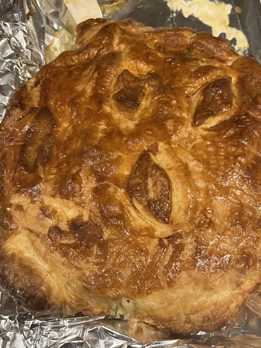 Anna Watson tweet media