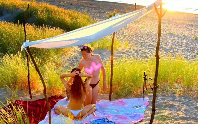 What would you choose, to see the FUTURE or change the PAST?? <3 https://t.co/ToWoj7kFVc