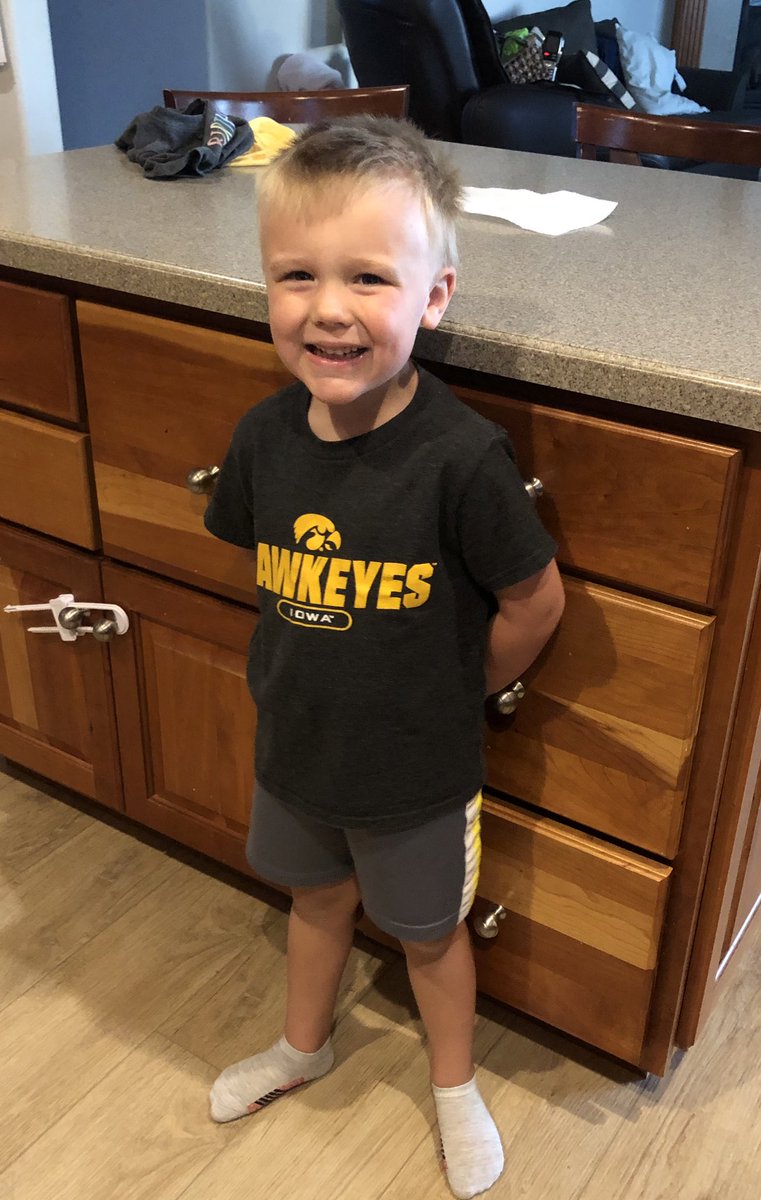 RP42016's tweet photo. Looking for 1 ticket to the @IowaWBB game February 15 against Michigan. We’ve got 2 and are hoping to also take our 4 year old along with us to watch “his Hawkeyes” 🥰… Anyone selling one or know of someone to connect us with?! https://t.co/JzVO4qpuwF