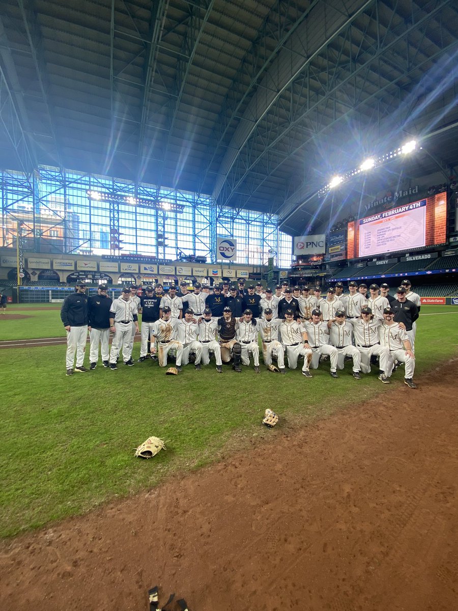 Good win on getaway day. Finished the weekend 2-1. Mykut and Ritchey were outstanding. Big bombs by Williams and Kirk. Thank you to @Mules_Baseball and the @astros for a classy event!!! Back at it in two weeks in Morehead City.