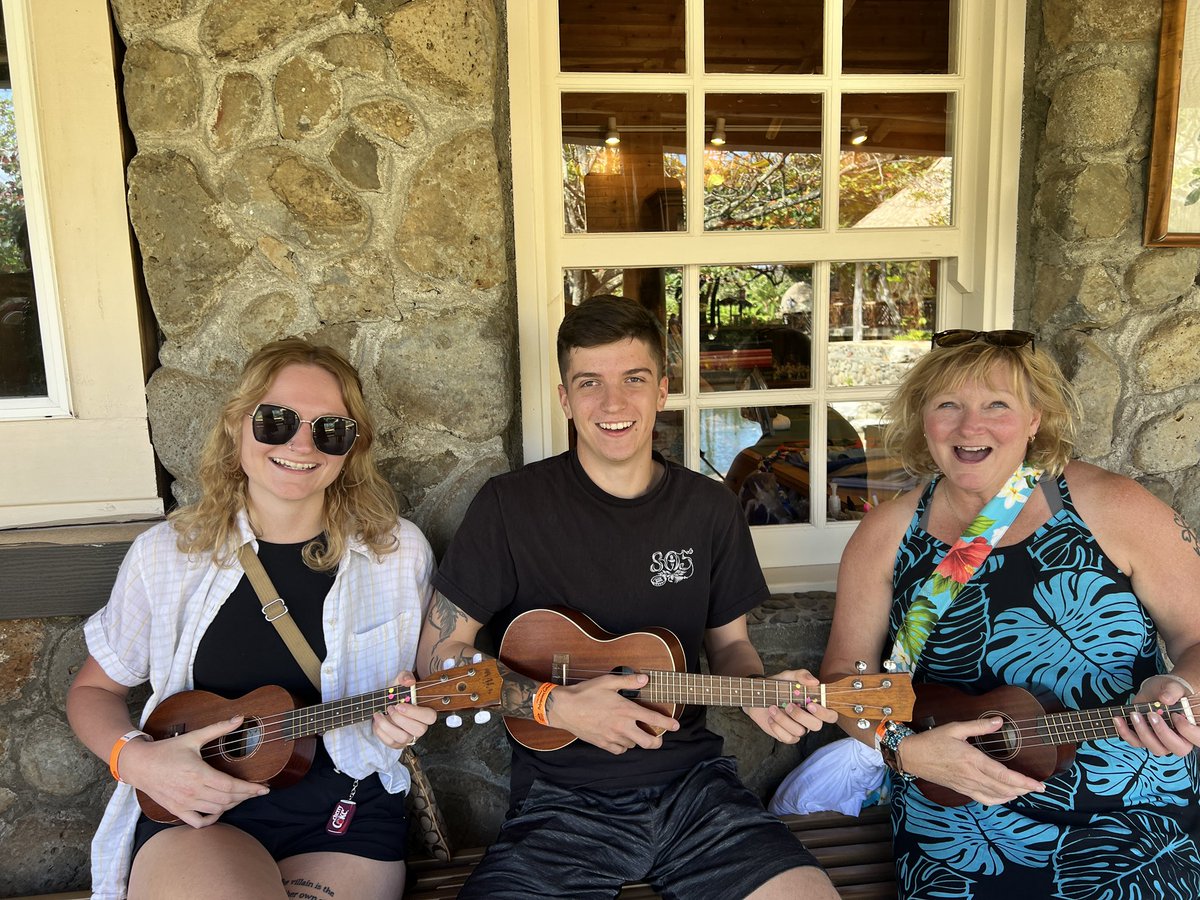 These three people are new expert ukulele musicians after are lesson at the Polynesian Cultural Center yesterday! 😂😂😂 @megnets @PoshEquation